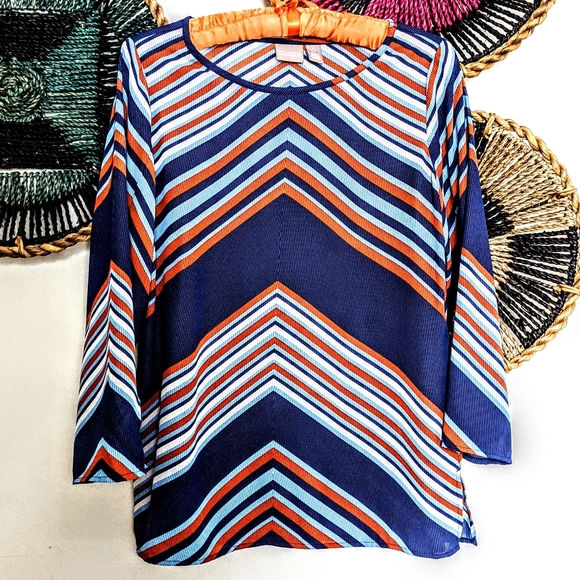 Chico's Tops - 🔴SOLD🔴 Chico's Chevron Tunic Blouse Slit Sleeves